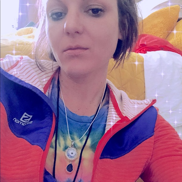 Sterling silver agate charm on silver tone necklace - Picture 5 of 8